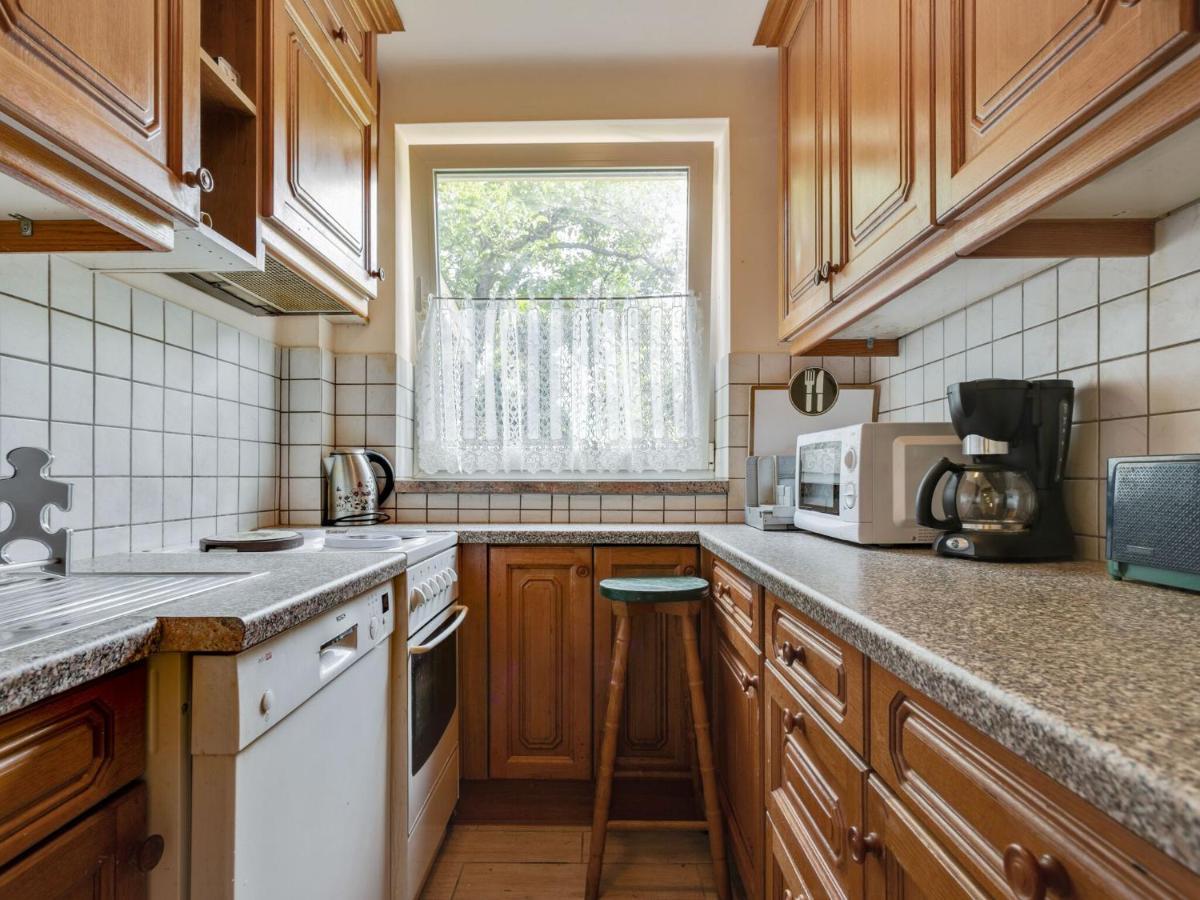 Lively Holiday Home In Wien With Private Garden Екстериор снимка