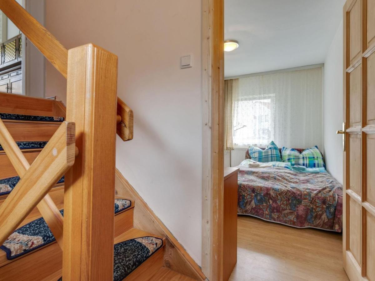 Lively Holiday Home In Wien With Private Garden Екстериор снимка